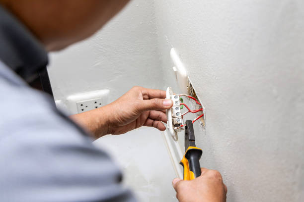 Best Circuit Breaker Repair  in Johns Creek, GA